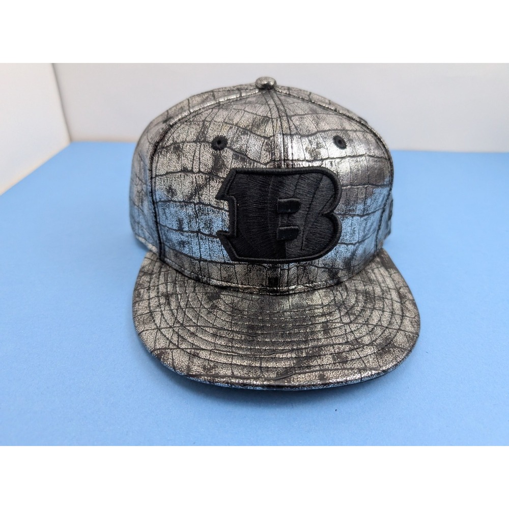 RARE New Era Metallic Silver Alligator Skin NFL Cincinnati Bengals Hat OSFM Snap